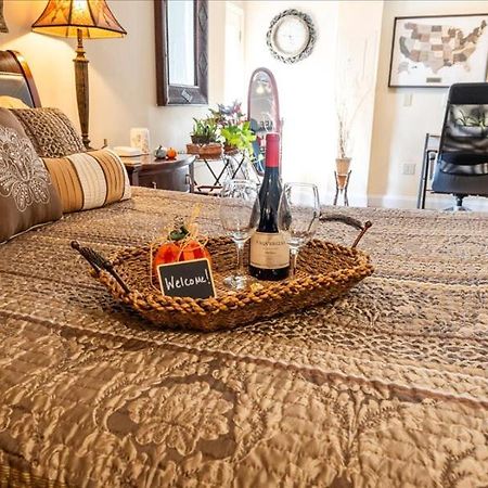 College Park-Orlando 5Star Villa Oasis - Home Away From Home - Quiet Neighborhood-Private Botanical Courtyard - Mins From Eola,Dt, Winter Park - Free Parking & Ev Plug In Buitenkant foto